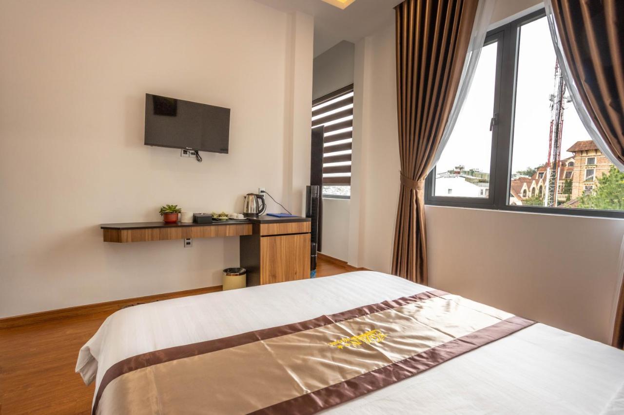 Khach San Y Lan 2 Da Lat Hotell Exteriör bild