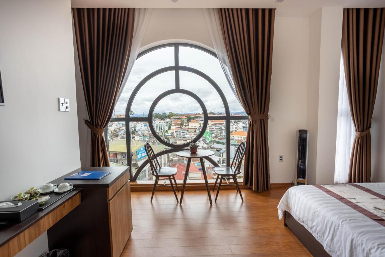 Khach San Y Lan 2 Da Lat Hotell Exteriör bild